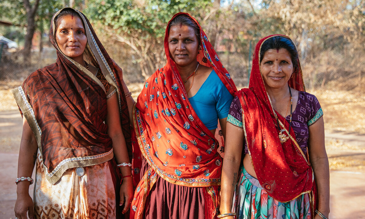women india (1) women india (1)